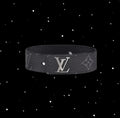 LV Bracelett Vendor